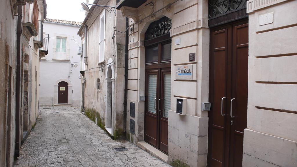 Trinasicula Ragusa Ibla Extérieur photo